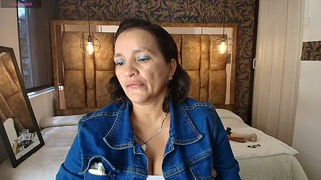 MarilynMiilf  online show from June 2026 06:45:02 PM