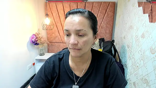 MarilynMiilf  online show from December 2025 07:35:01 PM