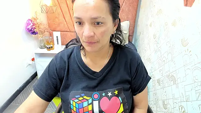 MarilynMiilf  online show from December 2025 07:40:02 AM