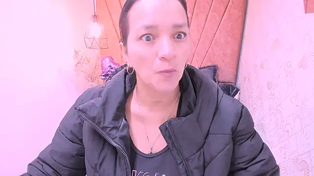 MarilynMiilf  online show from November 2025 07:29:02 PM