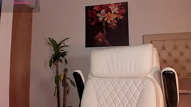 Josseph1  online show from October 2025 10:09:02 PM