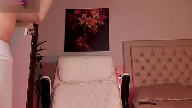 Josseph1  online show from October 2025 10:42:01 PM