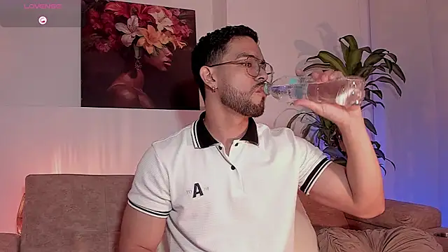 Josseph1  online show from January 2026 11:30:02 PM