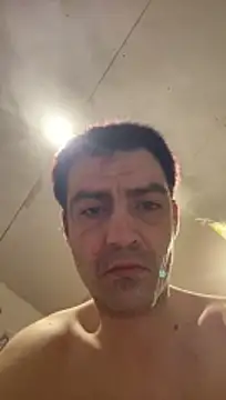 Snapshot of ThatGuyNextDoor1992 chatting on February 2026 07:08:01 AM ThatGuyNextDoor1992 online show from February 2026 07:08:01 AM