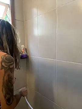 Snapshot of AliceStone19 chatting on November 2025 04:28:01 PM AliceStone19 online show from November 2025 04:28:01 PM