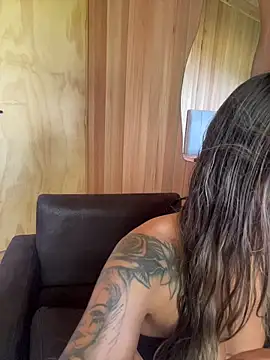 AliceStone19 online show from April 2026 06:14:02 PM