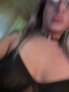 AliceStone19 online show from April 2026 05:53:01 PM
