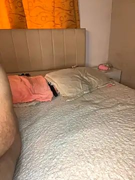 Mya And Davidd online show from October 2025 12:59:02 PM