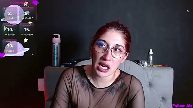 Snapshot of Red-moon1 chatting on January 2026 04:38:02 AM Red-moon1 online show from January 2026 04:38:02 AM