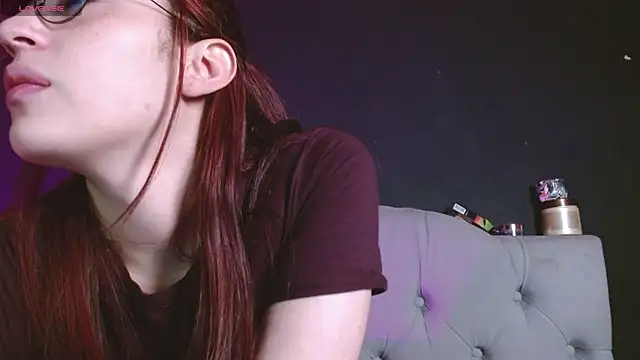 Red-moon1 online show from April 2026 05:20:02 AM