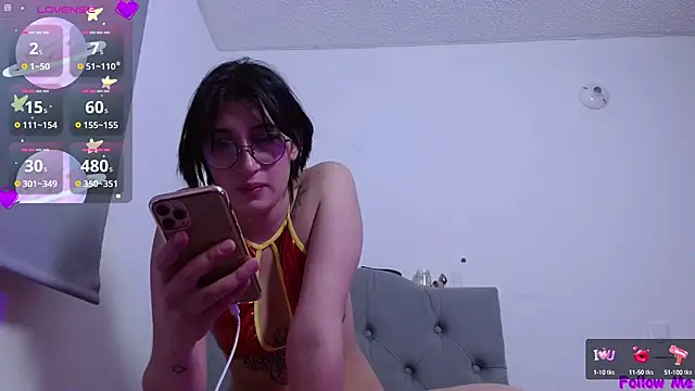 Snapshot of Red-moon1 chatting on March 2025 05:38:02 PM Red-moon1 online show from March 2025 05:38:02 PM