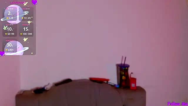 Snapshot of Red-moon1 chatting on December 2025 10:05:01 PM Red-moon1 online show from December 2025 10:05:01 PM