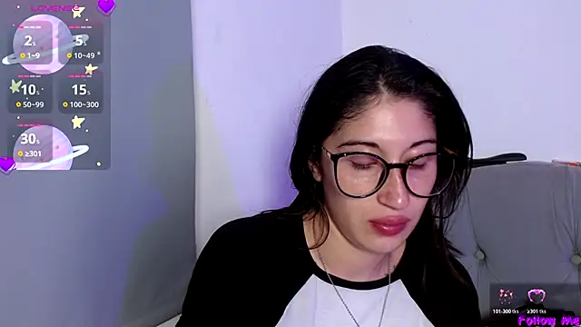 Snapshot of Red-moon1 chatting on November 2025 04:22:01 AM Red-moon1 online show from November 2025 04:22:01 AM