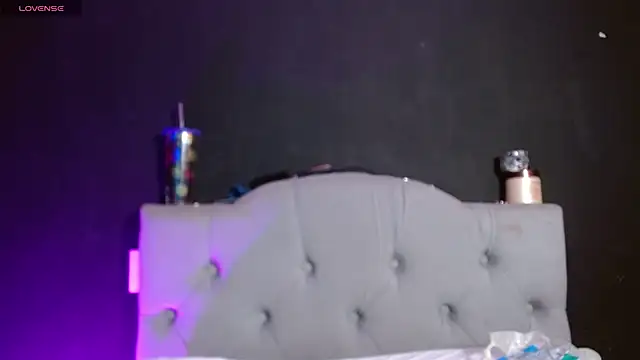 Snapshot of Red-moon1 chatting on February 2026 05:49:02 AM Red-moon1 online show from February 2026 05:49:02 AM