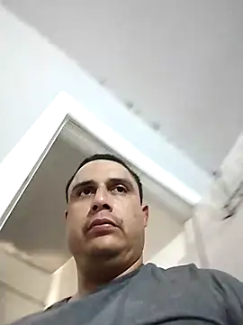 thickcocklatino online show from February 2025 11:30:01 PM