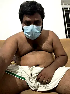 godmail100 online show from November 2025 05:12:01 PM