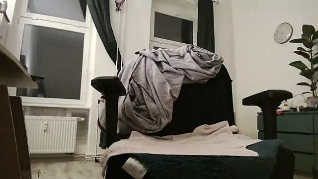 Snapshot of chubbysmallcock@xh chatting on March 2026 08:32:01 PM chubbysmallcockxh online show from March 2026 08:32:01 PM