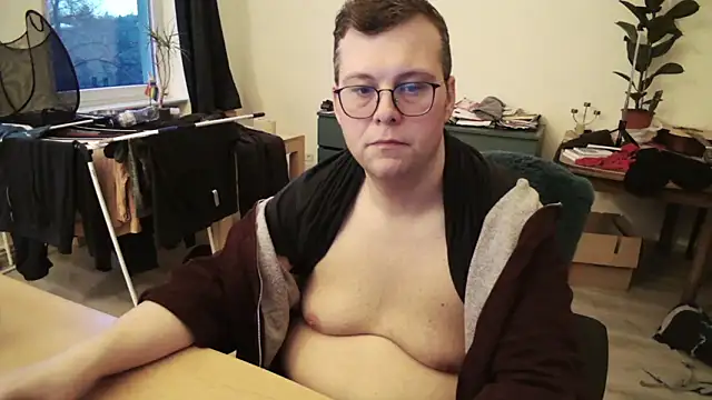 Snapshot of chubbysmallcock@xh chatting on February 2026 04:18:02 PM chubbysmallcockxh online show from February 2026 04:18:02 PM