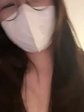 Onee-Chew online show from February 2026 12:38:01 PM