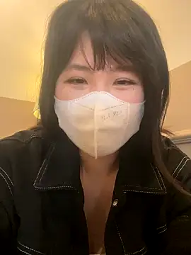 Snapshot of Onee-Chew chatting on November 2025 08:58:02 AM Onee-Chew online show from November 2025 08:58:02 AM