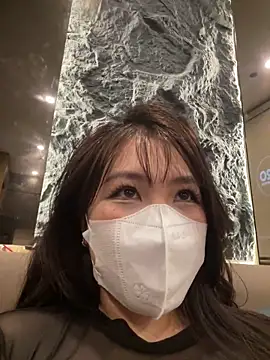 Onee-Chew online show from April 2026 05:47:01 AM