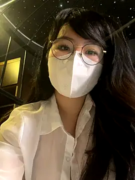 Snapshot of Onee-Chew chatting on November 2025 08:58:02 AM Onee-Chew online show from November 2025 08:58:02 AM