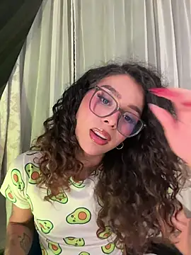 Snapshot of Samantha_Bernardo chatting on February 2026 03:14:02 AM Samantha Bernardo online show from February 2026 03:14:02 AM