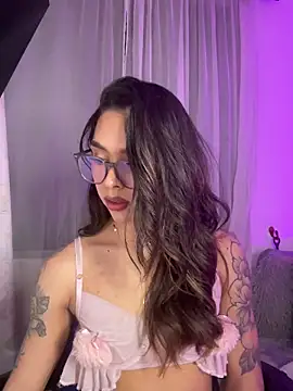 Samantha Bernardo online show from March 2026 04:03:01 AM