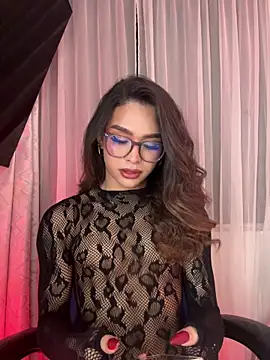 Samantha Bernardo online show from March 2026 04:01:02 AM