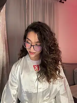 Samantha Bernardo online show from April 2026 04:03:01 AM