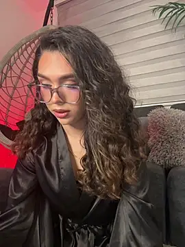 Samantha Bernardo online show from April 2026 04:05:02 AM