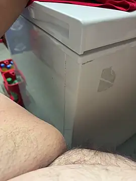 Snapshot of buri232 chatting on November 2025 01:37:02 PM buri232 online show from November 2025 01:37:02 PM