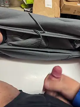 Snapshot of buri232 chatting on December 2025 03:11:01 PM buri232 online show from December 2025 03:11:01 PM