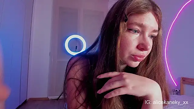 alicekaneky online show from February 2026 11:34:02 PM