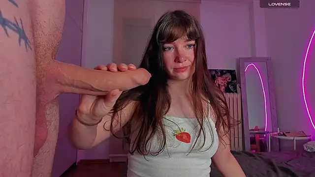 alicekaneky online show from September 2025 11:16:01 PM
