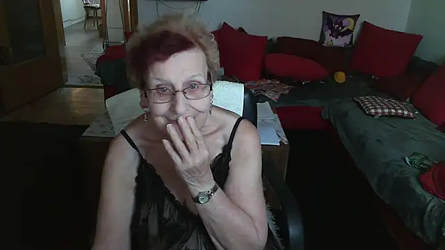 HeisseomaOriginal online show from October 2025 11:08:02 AM