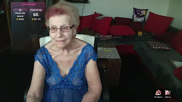 HeisseomaOriginal online show from December 2025 08:18:01 AM