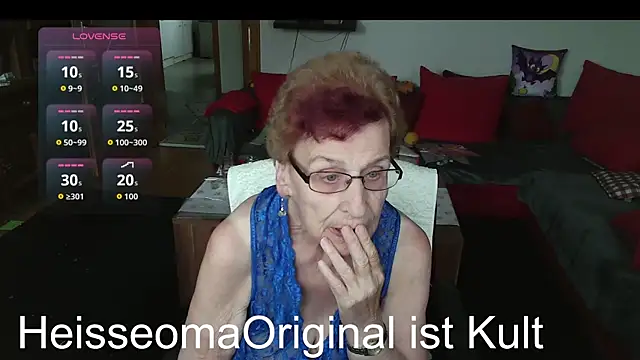 HeisseomaOriginal online show from June 2026 07:19:01 AM