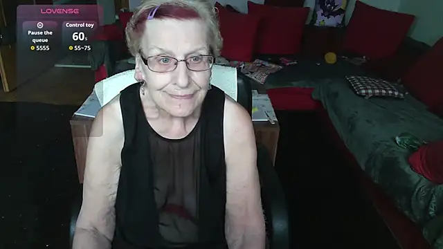 HeisseomaOriginal online show from October 2025 07:11:01 AM