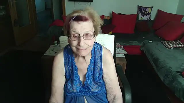 HeisseomaOriginal online show from April 2026 07:35:02 AM