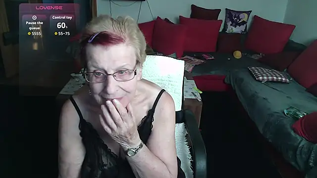 HeisseomaOriginal online show from October 2025 07:12:02 AM