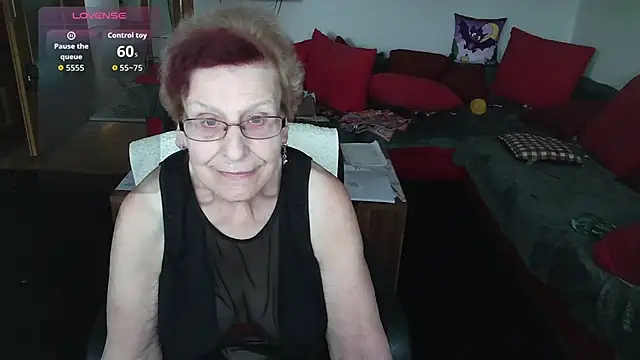 HeisseomaOriginal online show from October 2025 08:13:02 AM