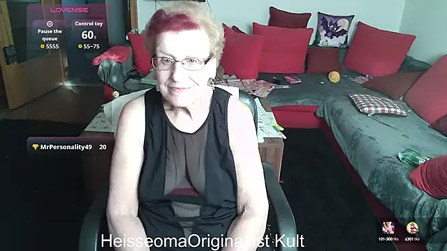 HeisseomaOriginal online show from September 2025 07:15:02 AM