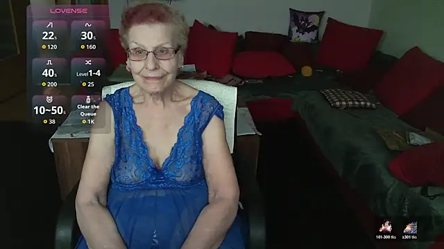 HeisseomaOriginal online show from November 2025 08:15:01 AM