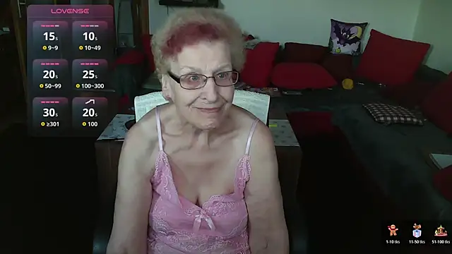 HeisseomaOriginal online show from December 2025 08:20:01 AM