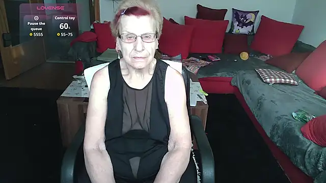 HeisseomaOriginal online show from October 2025 07:32:02 AM