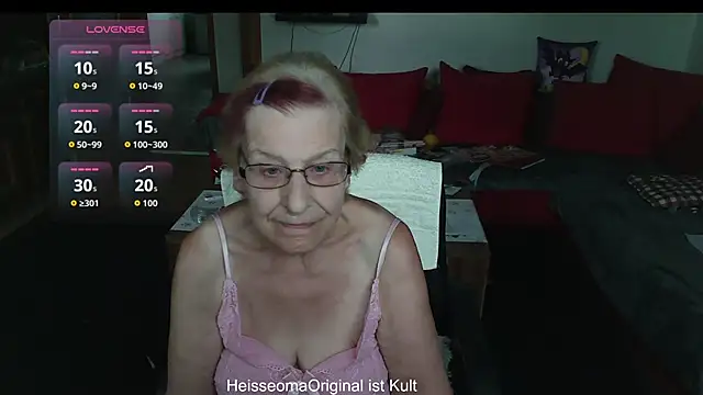 HeisseomaOriginal online show from July 2026 07:15:01 AM