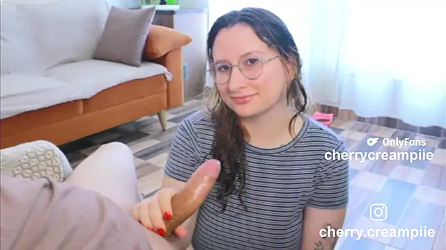 Snapshot of andycherry_secrets_ chatting on February 2026 02:35:02 PM andycherry secrets online show from February 2026 02:35:02 PM