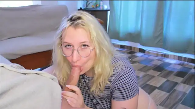 Snapshot of andycherry_secrets_ chatting on March 2026 01:04:01 PM andycherry secrets online show from March 2026 01:04:01 PM