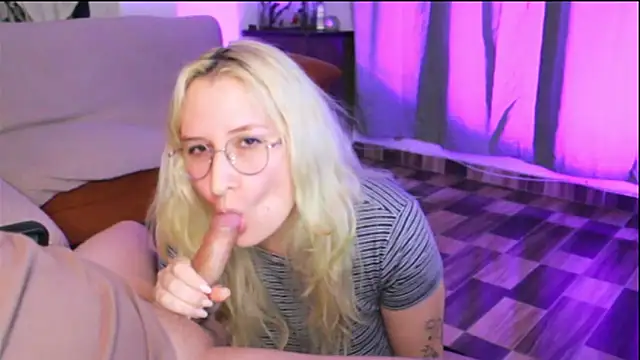 Snapshot of andycherry_secrets_ chatting on March 2026 03:41:01 AM andycherry secrets online show from March 2026 03:41:01 AM